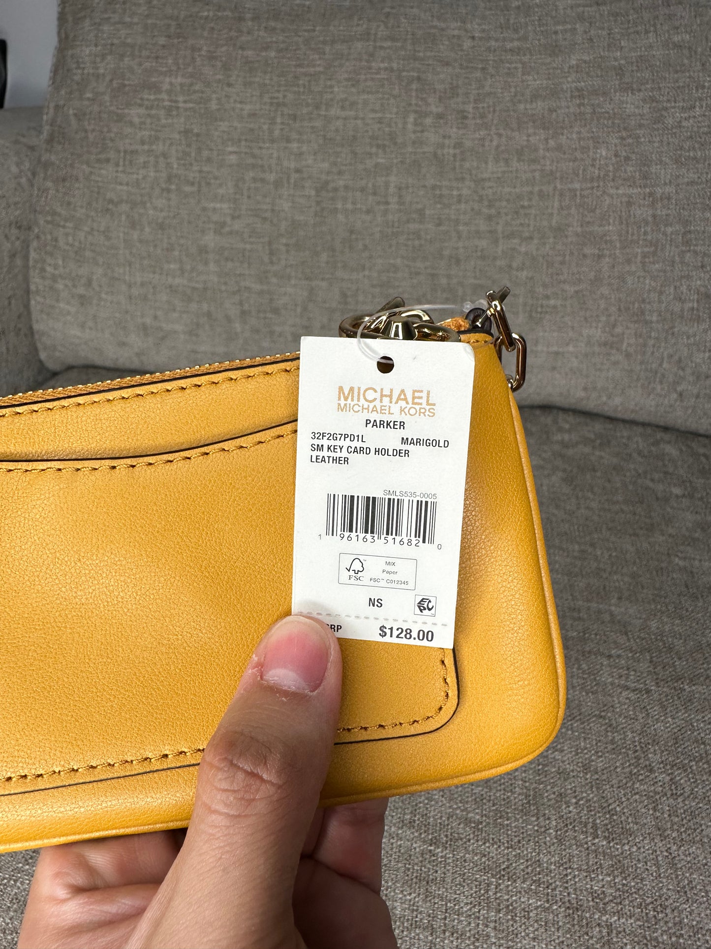 Designer
Parker Leather Key Card Holder Wallet