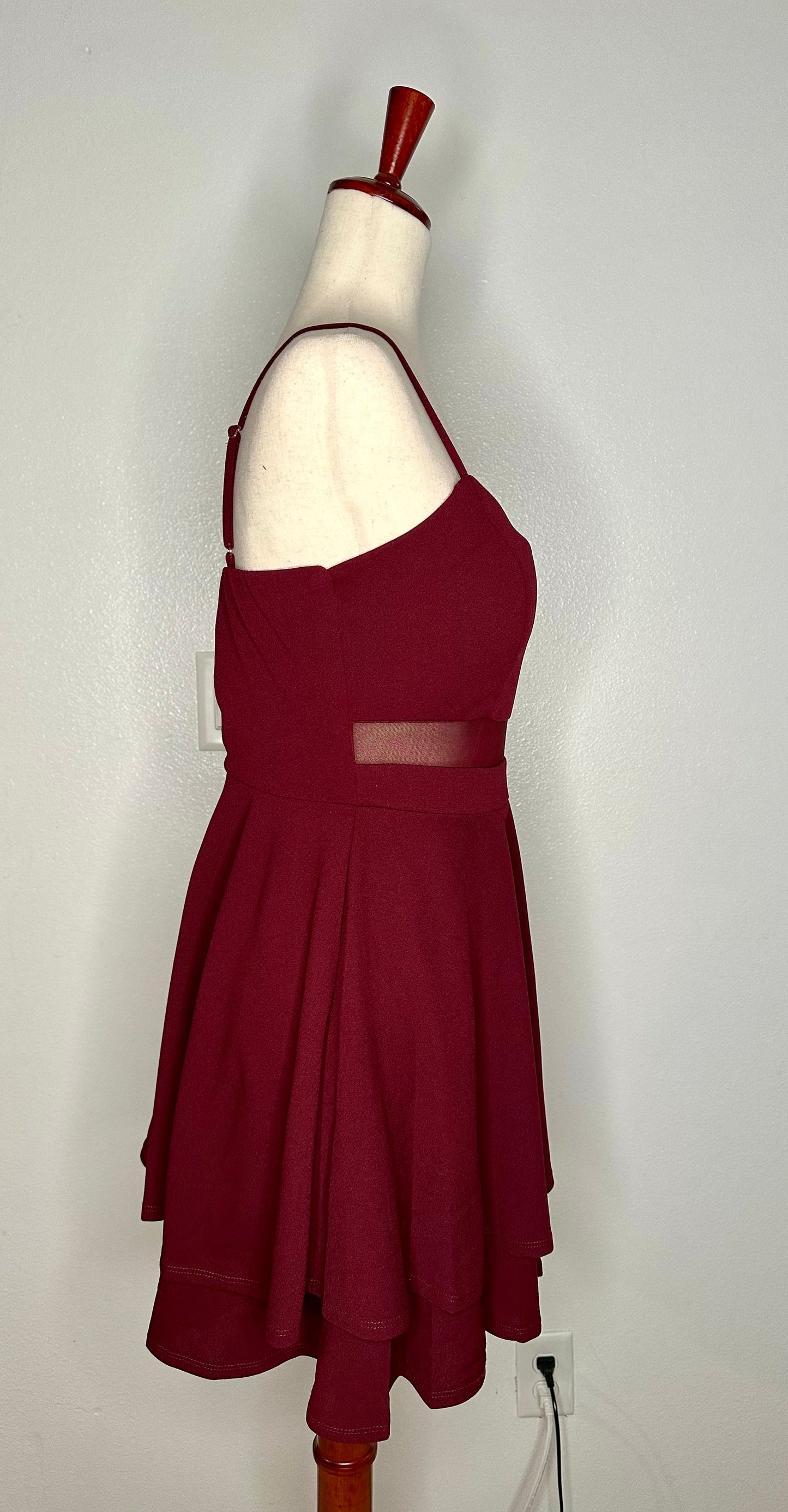 Womens Ilusion-Waist Mini Fit & Flare Dress