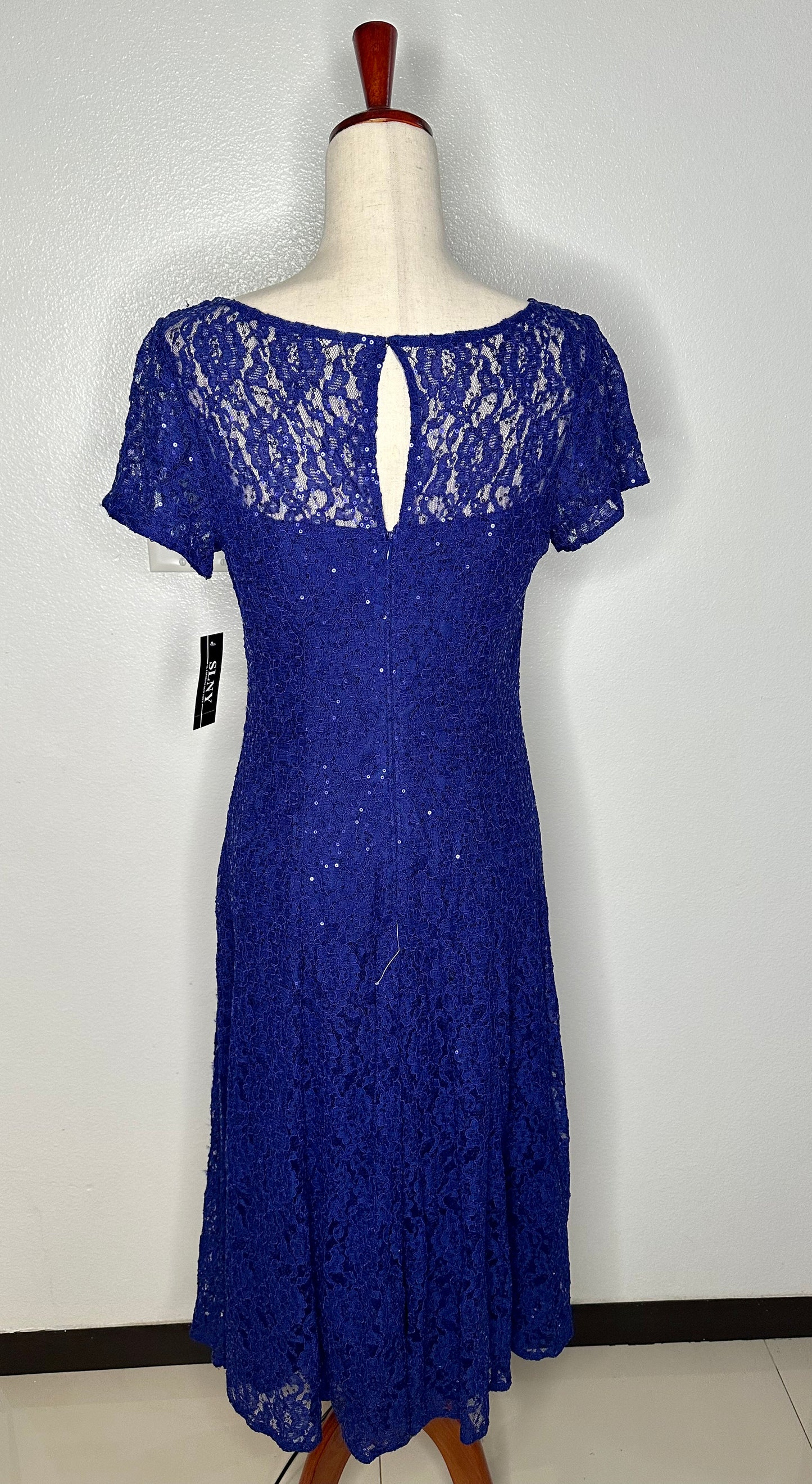 Womens Lace Sequined Midi Dress