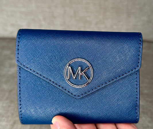 Carmen logo-plaque wallet