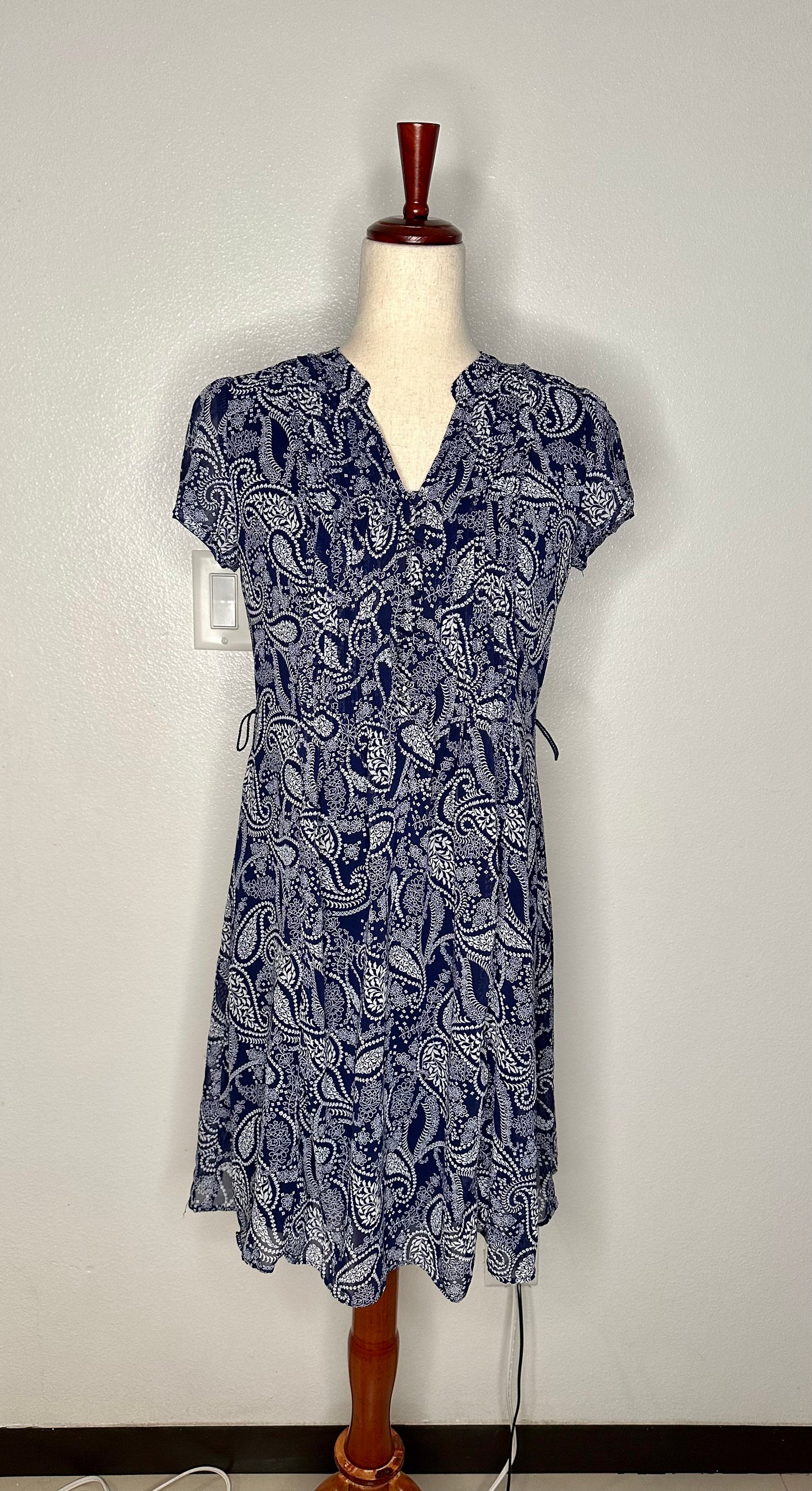 Printed Split-Neck Pintuck Short-Sleeve Dress