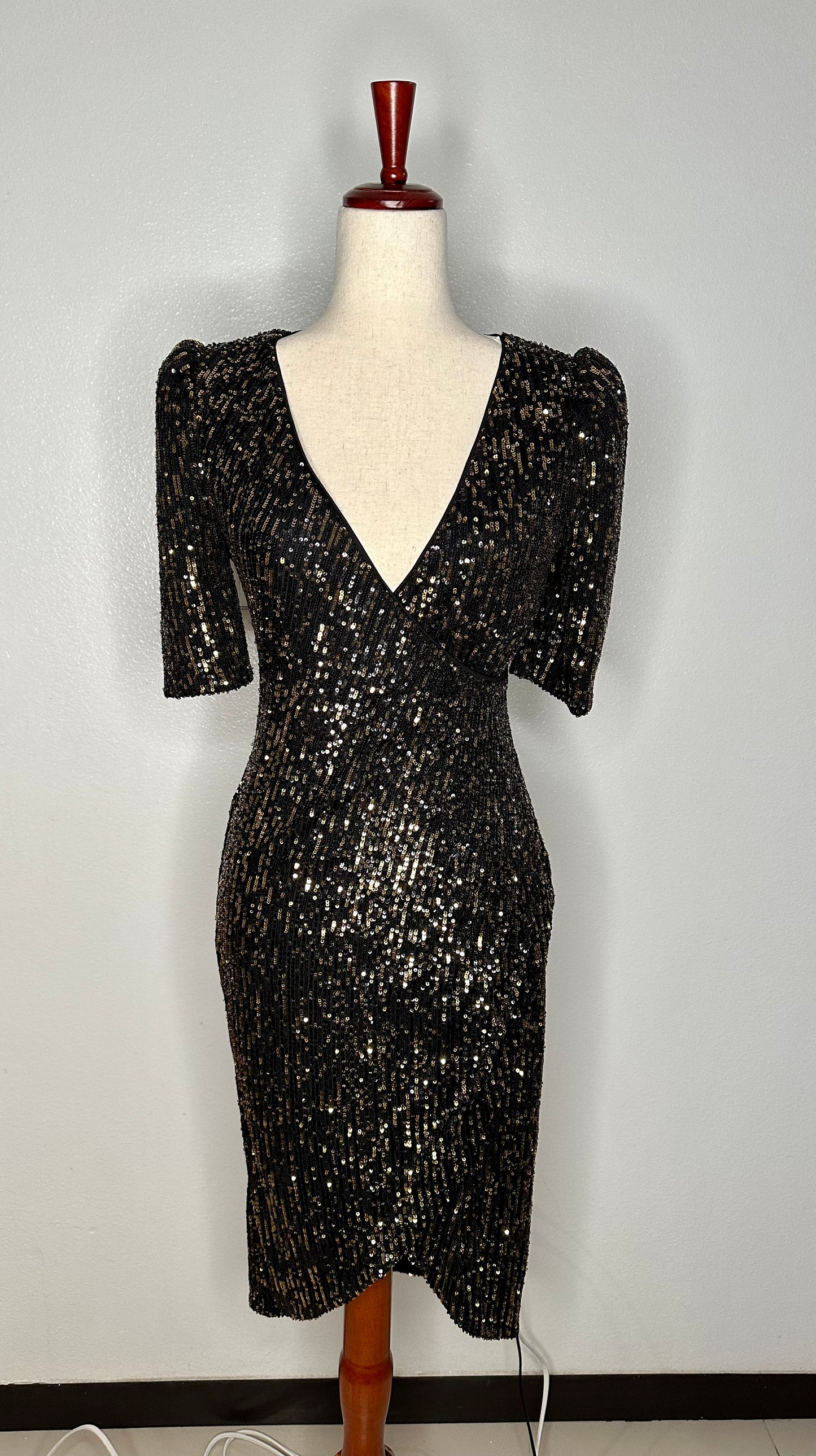 Designer Womens Sequined V-Neck Cocktail And Party Dress